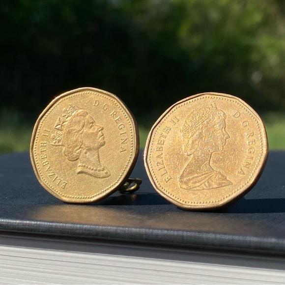 Vintage Jewelry - Vintage Queen Elizabeth II DG Regina Canadian Dollar Bronze Coin Clip Earrings